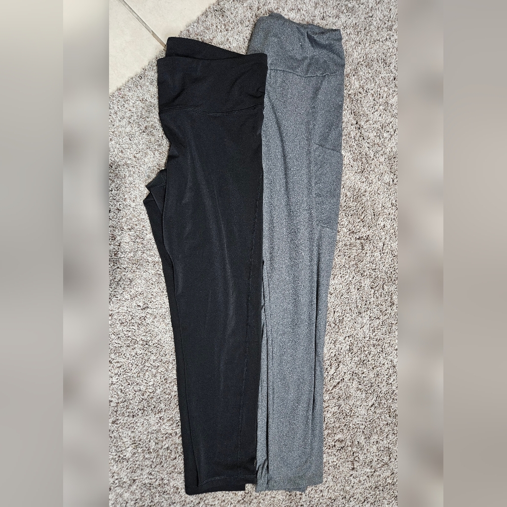 Bundle Of Two Athletic Leggings Size L